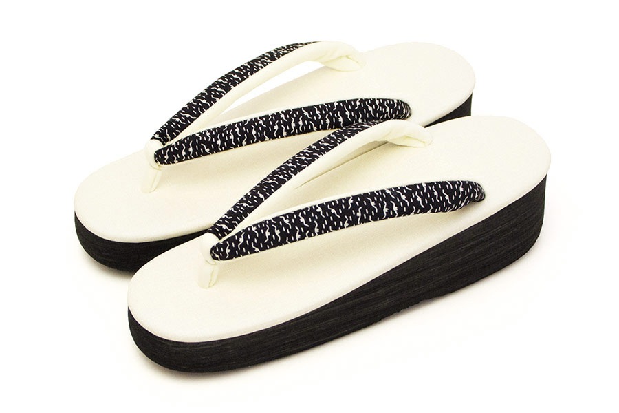 [オーダー品]カフェぞうりレディース　No.62220＜江戸小紋/蝙蝠文様・ブラック＞