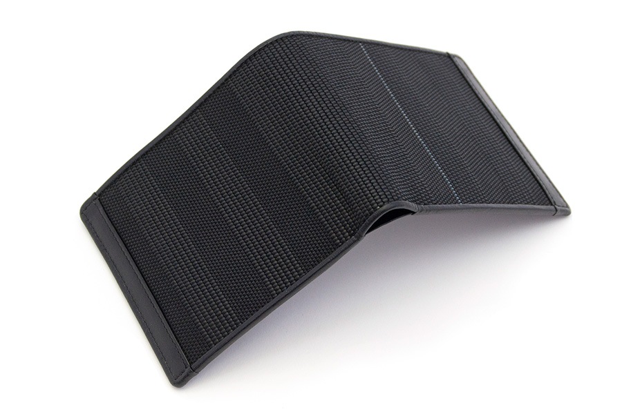 [即納品]二つ折り財布　鎧織＜ブラック×ブルーライン＞　No.A-2