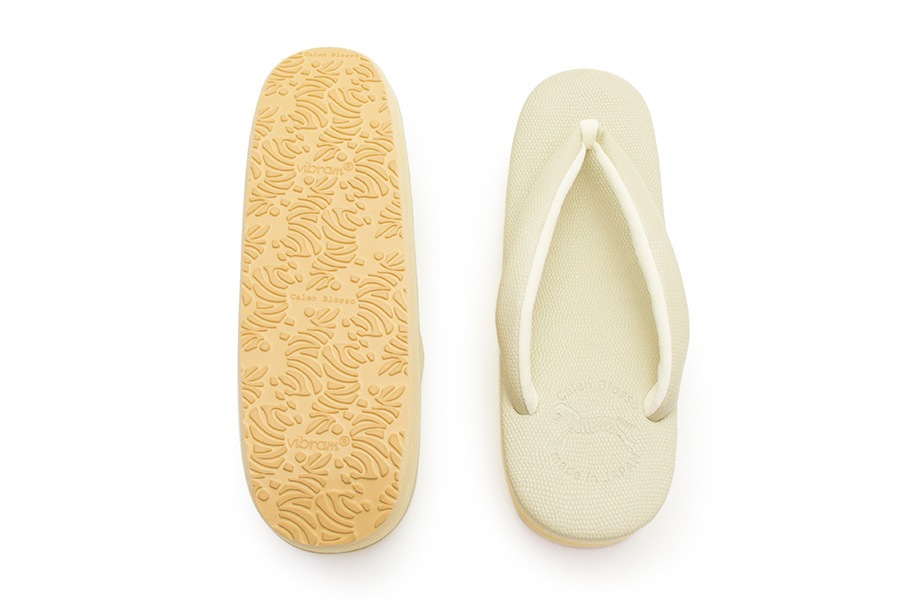 [Mサイズ即納品]カフェぞうりラッテ（低台）　レディース　No.31019　＜ギアナ/No.311C（象牙）＞　【すげ加減：ゆるめ】