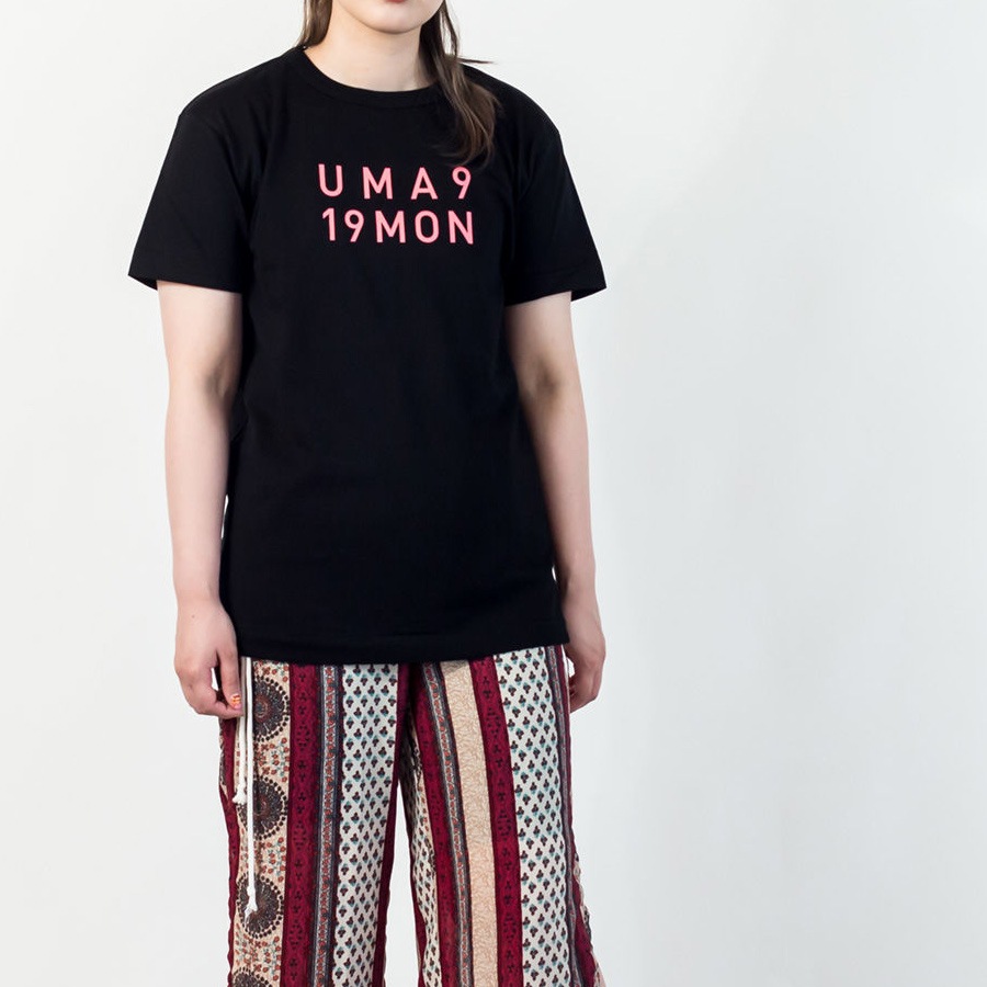 [即納品]Tシャツ　ユニセックス＜うまくいく紋・LOGO・黒地ピンクプリント＞　※ギフトラッピング不可