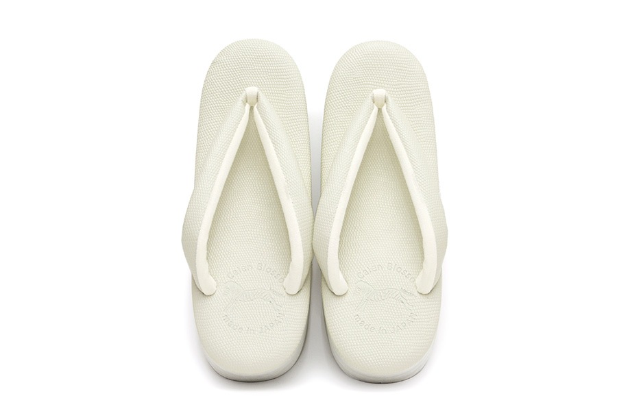 [Mサイズ即納品]カフェぞうり　レディース　No.12020 ＜ギアナ/No.150C（胡粉色）＞