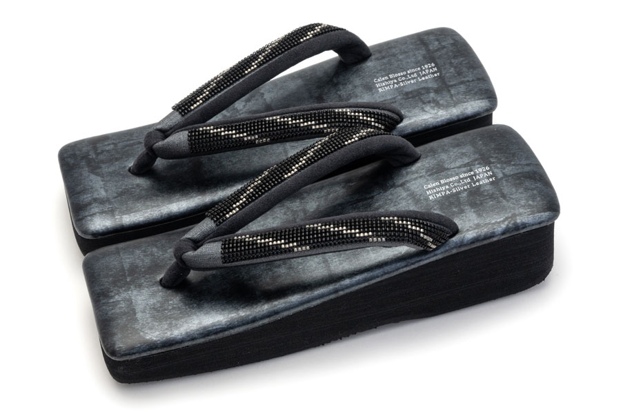 [オーダー品]カフェぞうりレディース No.57325 ジュディ＜デジタル/黒銀＞