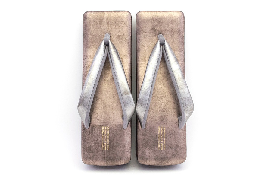 [Mサイズ即納品]カフェぞうり レディース　角型 No.31423＜RS/いぶし銀×カッパーゴールド＞