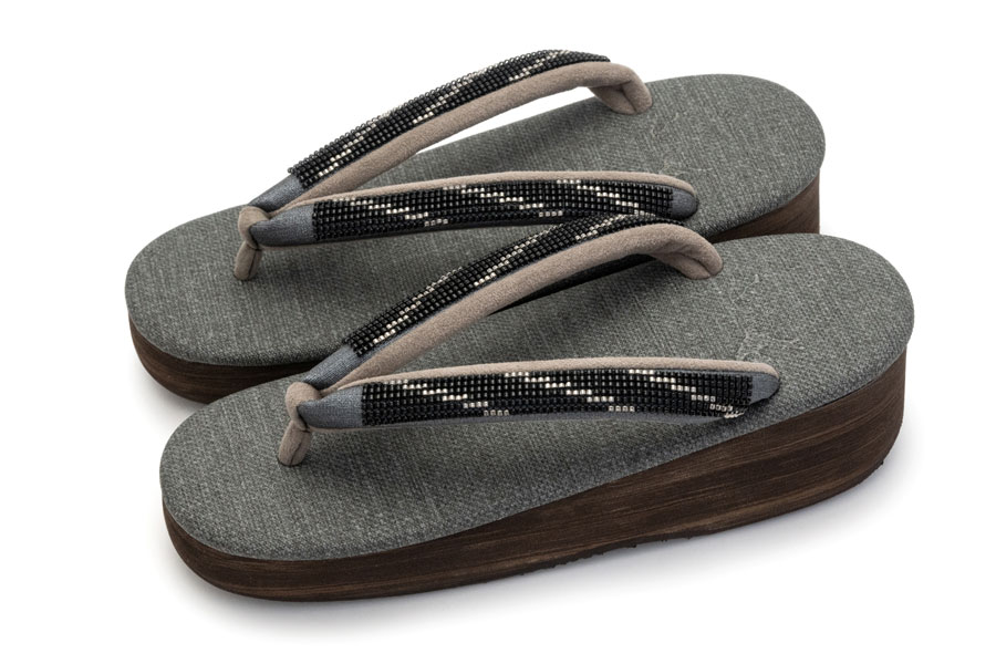 [Lサイズ即納品]カフェぞうりレディース No.57225 ジュディ＜デジタル/黒銀＞