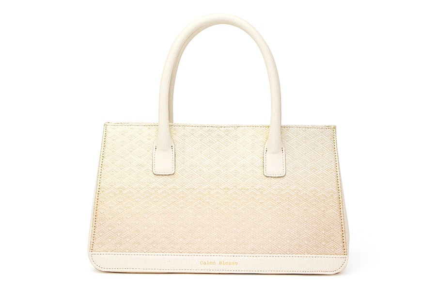 【受注生産：納期2ヶ月】ポスト3　菱青海＜サクラサク／オフホワイト＞　No.803　金具：ゴールド