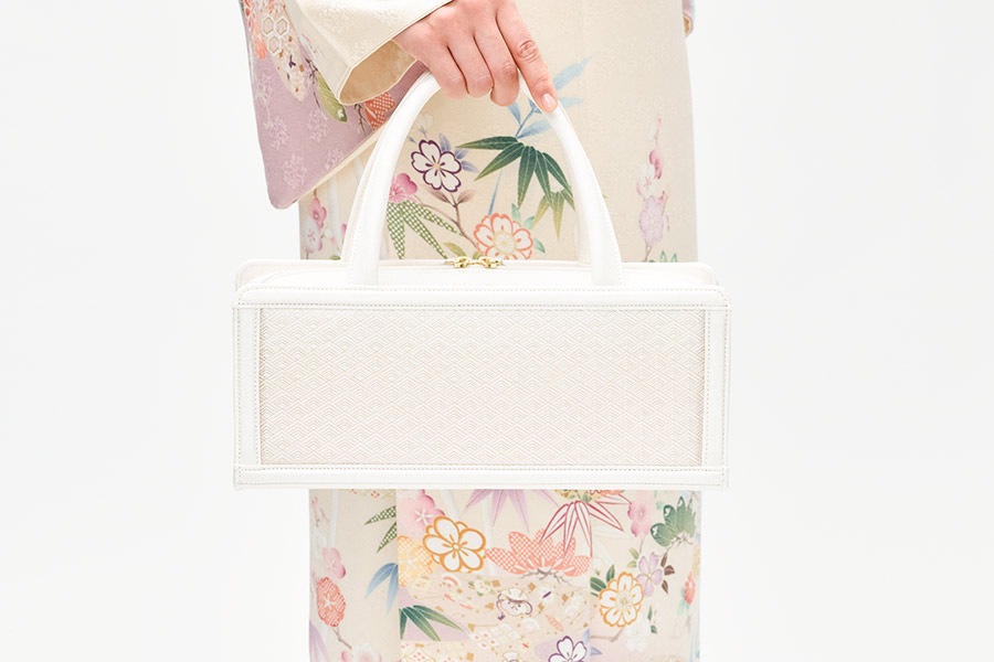 【受注生産：納期2ヶ月】利休型箱バッグ　菱青海菱青海＜サクラサク／オフホワイト＞　No.801　金具：ゴールド