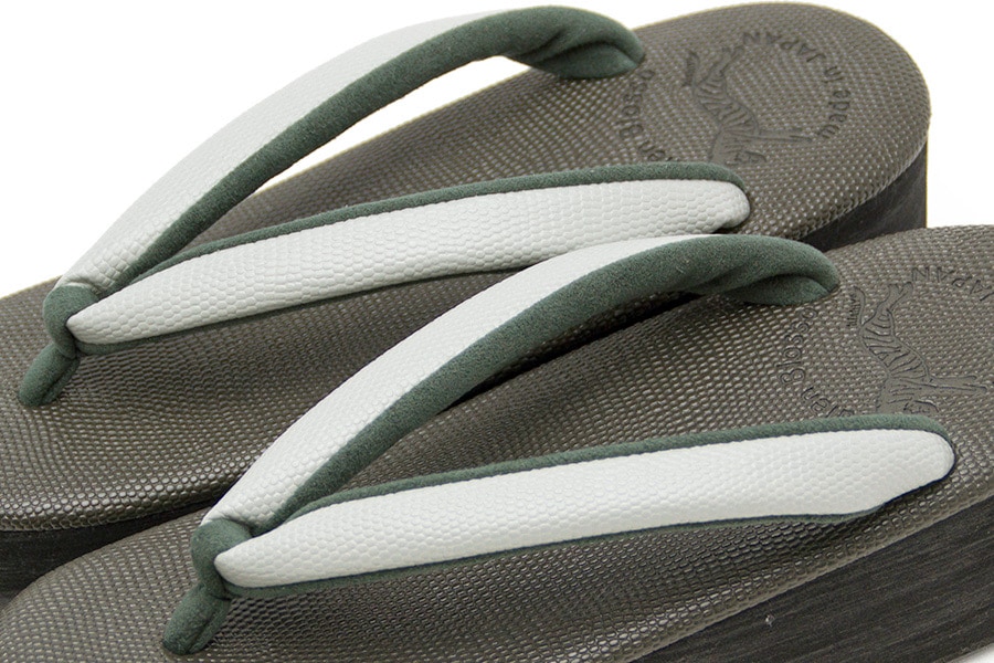 [オーダー品]カフェぞうり　レディース　No.30720　＜ギアナ/No.901C（薄青鼠）×No.456C（墨）＞