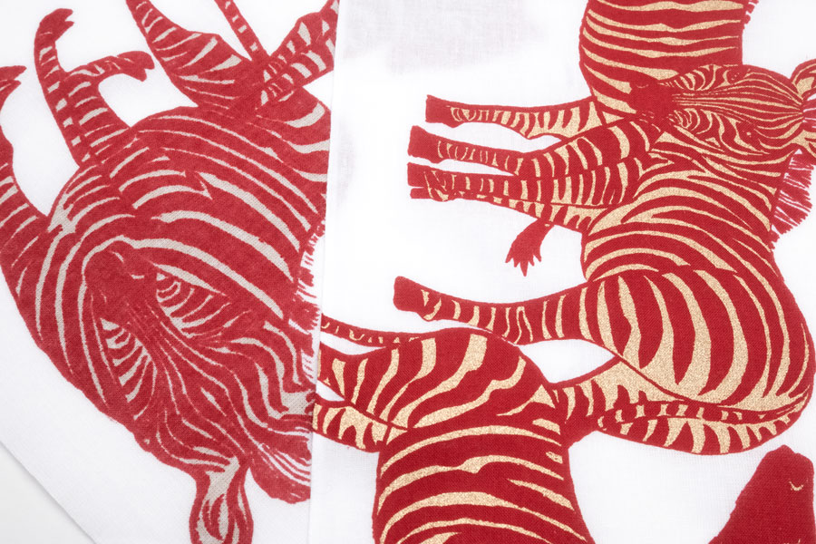 [即納品]手ぬぐい　手捺染＜うまくいく紋/左馬・赤金＞