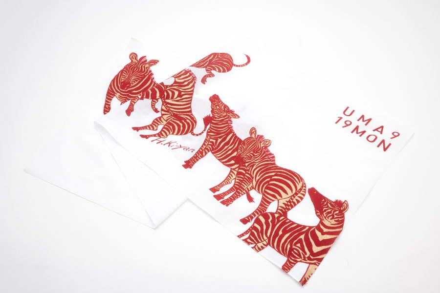 [即納品]手ぬぐい　手捺染＜うまくいく紋/左馬・赤金＞