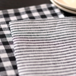 CALIENTE Linea カリエンテ リトアニア リネン 麻 100％ ペイトン（ストライプ） 黒 M キッチンクロス 　ランチョンマット