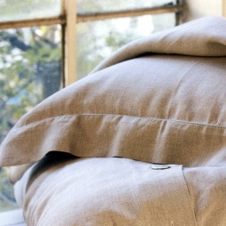 Classic　ナチュラル ベルギー　リネン 枕カバー　額縁式（刺繍縁取り）50ｘ75