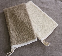 【在庫限り】キュア 北欧 リネン パイル織 バスミトン　/オフホワイト