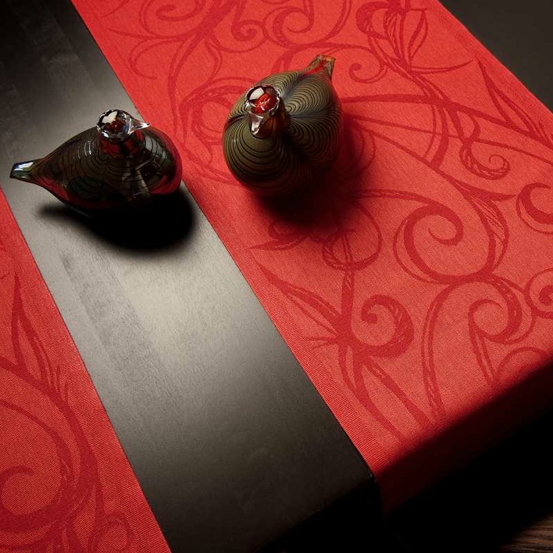 Aika 北欧 リネン テーブルランナー　レッド/レッド