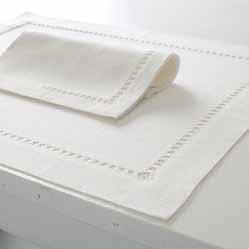 ルーテシア・プレースマット・オフホワイト