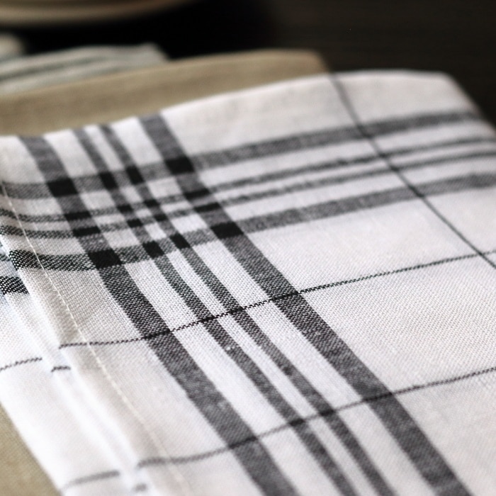CALIENTE Linea カリエンテ リトアニア リネン 麻 100％ ラティス　キッチン タオル　黒/白地