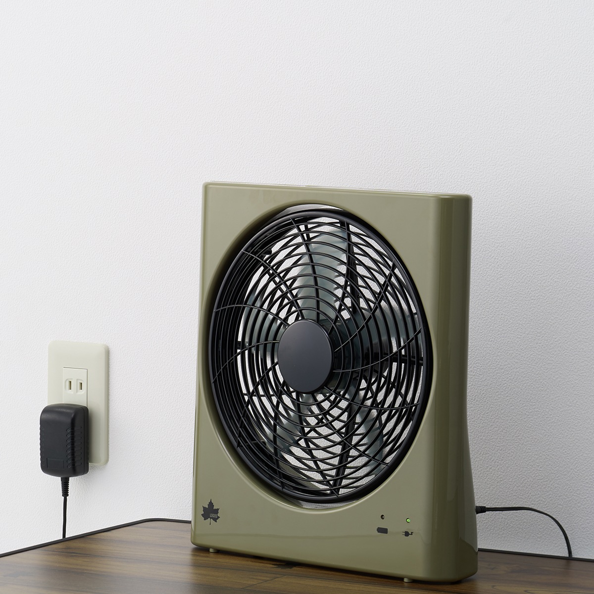 LOGOS　マルチ na どこでも扇風機（充電・AC・乾電池）