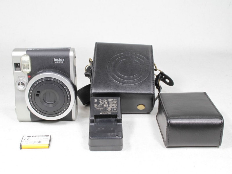中古 フジフイルム instax mini90 ネオクラシック 程度:AB(良品) 中古 フジフイルム instax mini90 ネオクラシック 程度:AB(良品)