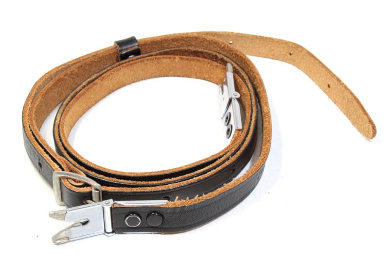 【中古】(ローライ) Rollei レザーストラップ ブラック (カニ爪金具付) ローライ カニ爪ストラップ