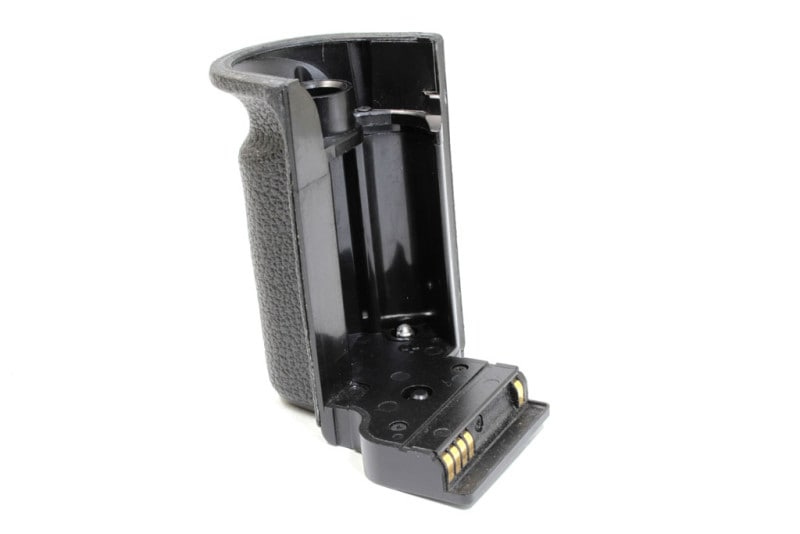 キャノン　フィルムカメラ　EOS-1N HSグリップ付き(GR-E1) 中古品 Yahoo!オークション -「canon eos-1n hs」の落札相場・落札価格