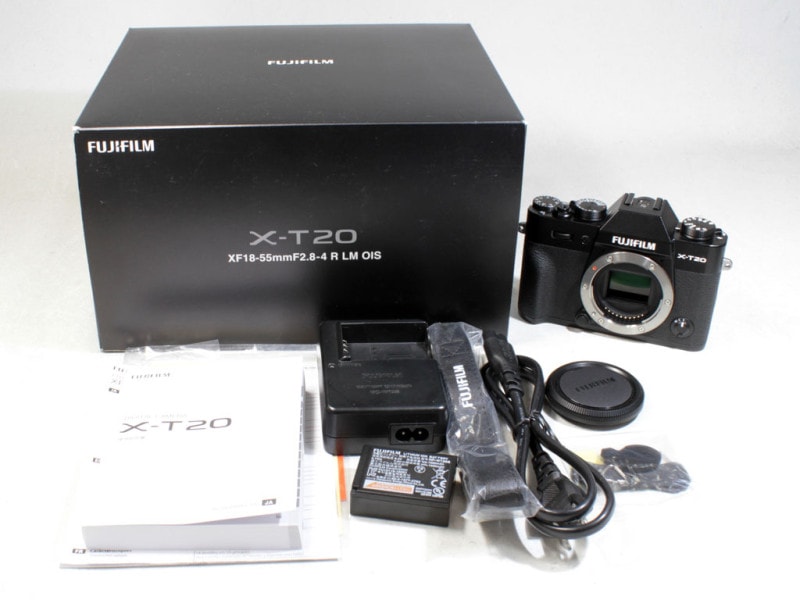 美品 FUJIFILM X-T20 ボディブラックレンズ付き（富士フイルム
