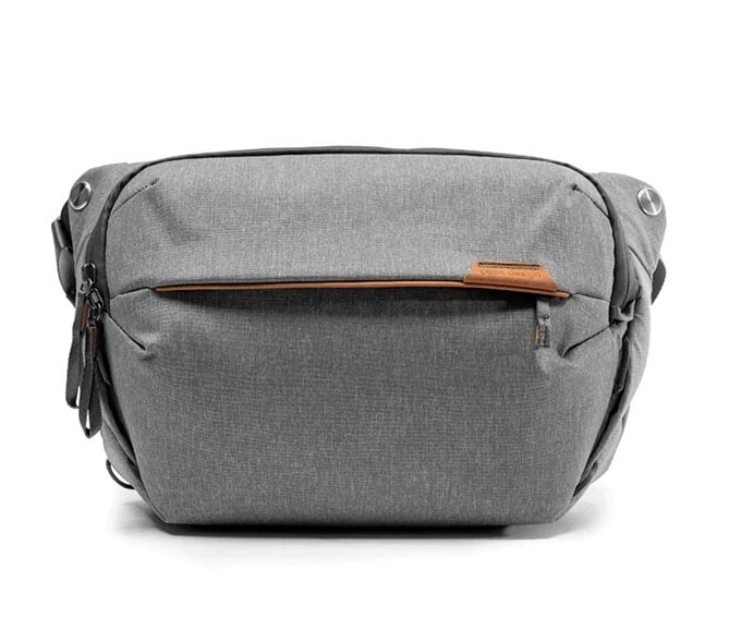 極美品 ピークデザイン Peak Design エブリデイスリング 10L チャコール ショルダーバッグ カメラ カバン アウトドア 新品 Peak Design(ピークデザイン) エブリデイ スリング カメラバッグ