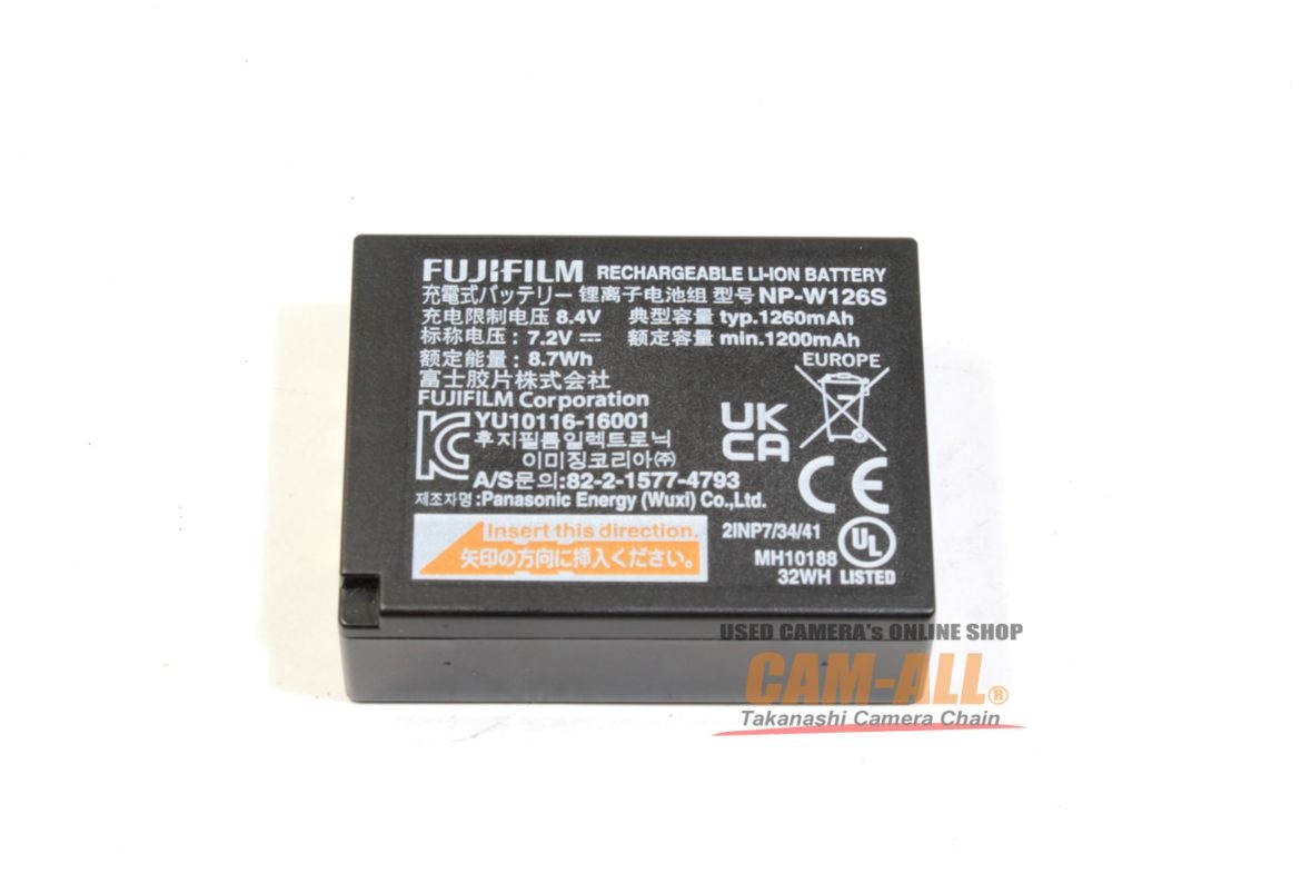 使用極少 Fujifilm 純正バッテリー NP-W126S 　２