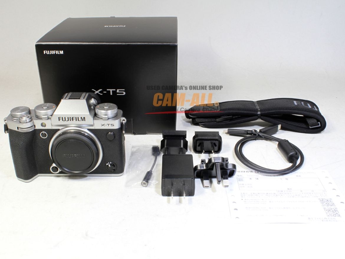 中古 フジフイルム X-T5 シルバーボディ（多言語モデル） 程度：AB（良品)