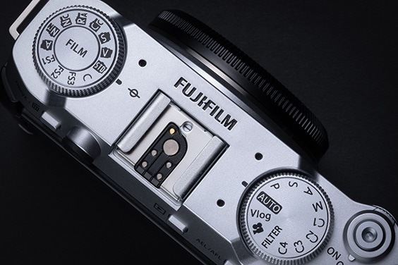 [3ǯ�ݸ���] FUJIFILM X-M5 Body �֥�å�������С���Ǽ�����������١�XM5 �ߥ顼�쥹���X-M5-B/S �ܥǥ������å�