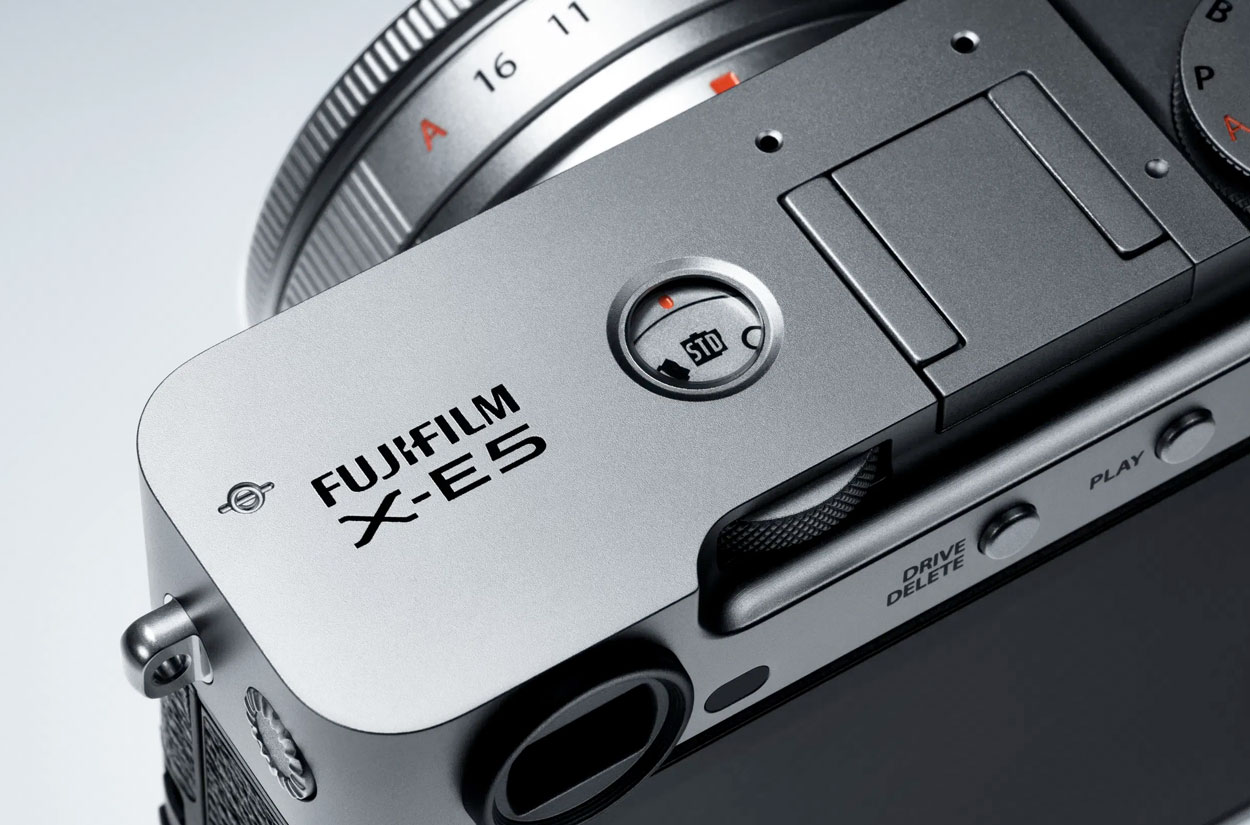 [3ǯ�ݸ���] FUJIFILM X-E5 XF23mmF2.8R WR��󥺥��å� �֥�å�F X-E5LK-23-B JP������С�F X-E5LK-23-S JP XE5 Lens Kit �ߥ顼�쥹��� ɸ���󥺥��åȡ�1-3�Ķ������ȯ����