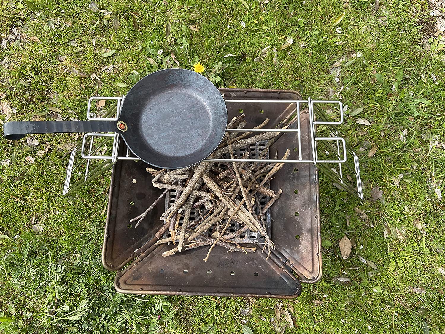 ダッチオーブン　焚火台　マルチグリルスタンド　キャンピング ダッチオーブン 焚火台 マルチグリルスタンド キャンピング