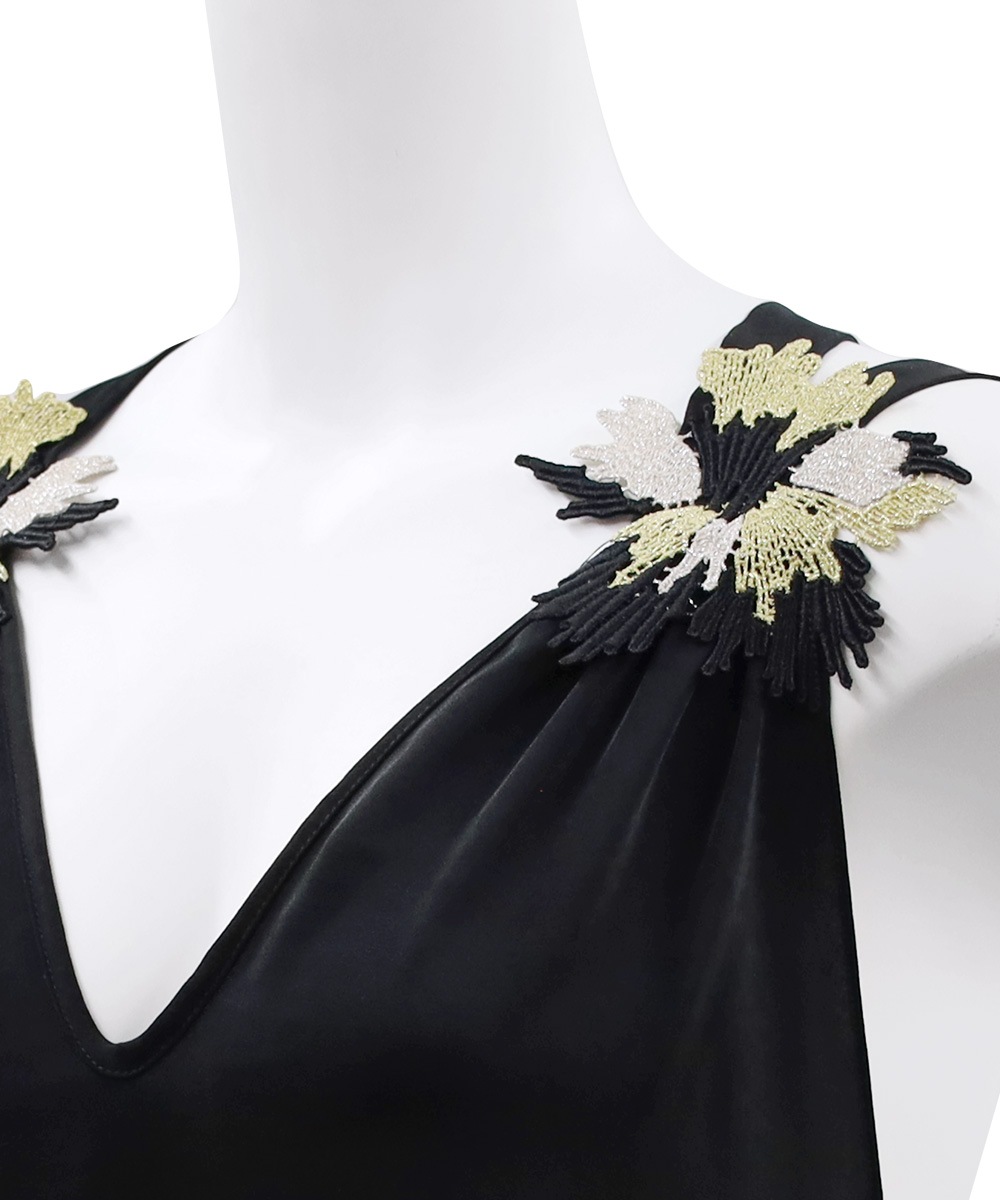 Golden Bloom モチーフレースリゾートドレス