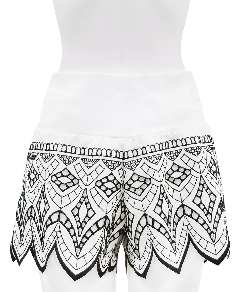 Fleur レース切り替えショートパンツ