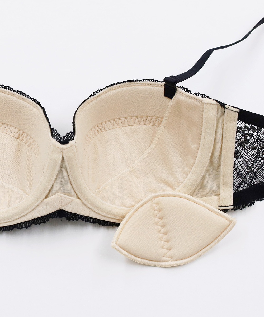 Grace ストラップレスデコルテメイクブラジャー / Off White