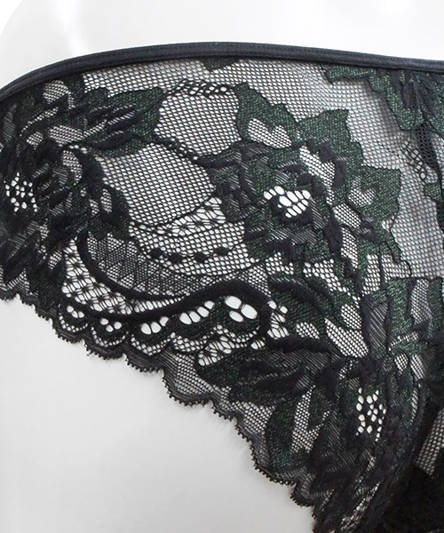 Lily フロントモチーフデザインショーツ