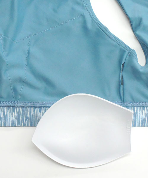 Sea ハイネックスポーツブラ