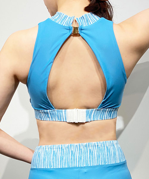 Sea ハイネックスポーツブラ