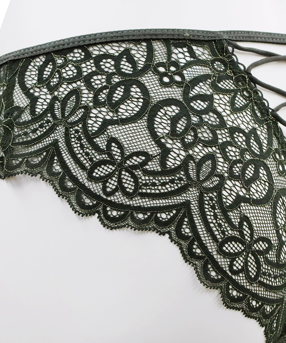 Mystic ベロア×レースショーツ