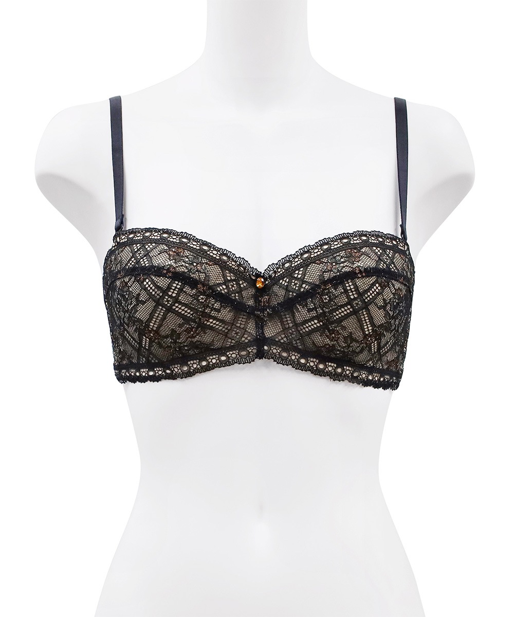Grace ストラップレスデコルテメイクブラジャー