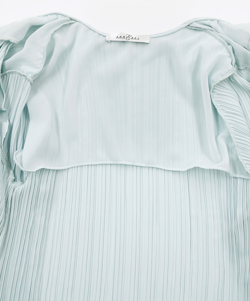 Pleat プリーツガウン