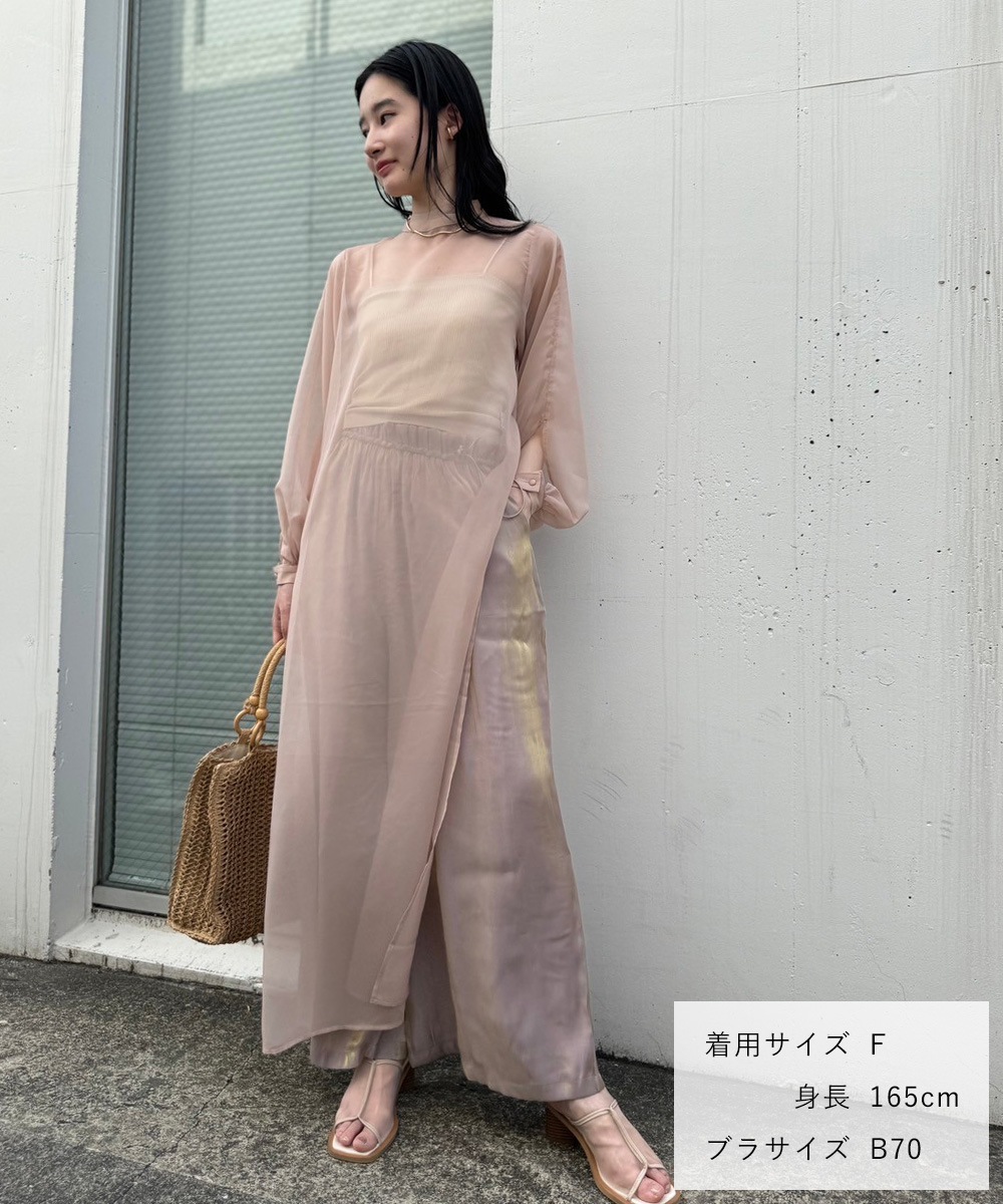 シャイニーリゾートパンツ