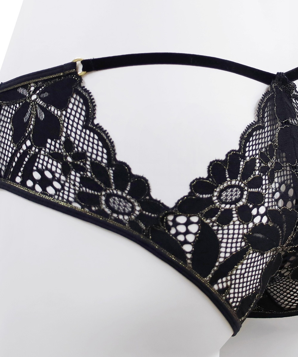 Sensual バックオープンデザインショーツ