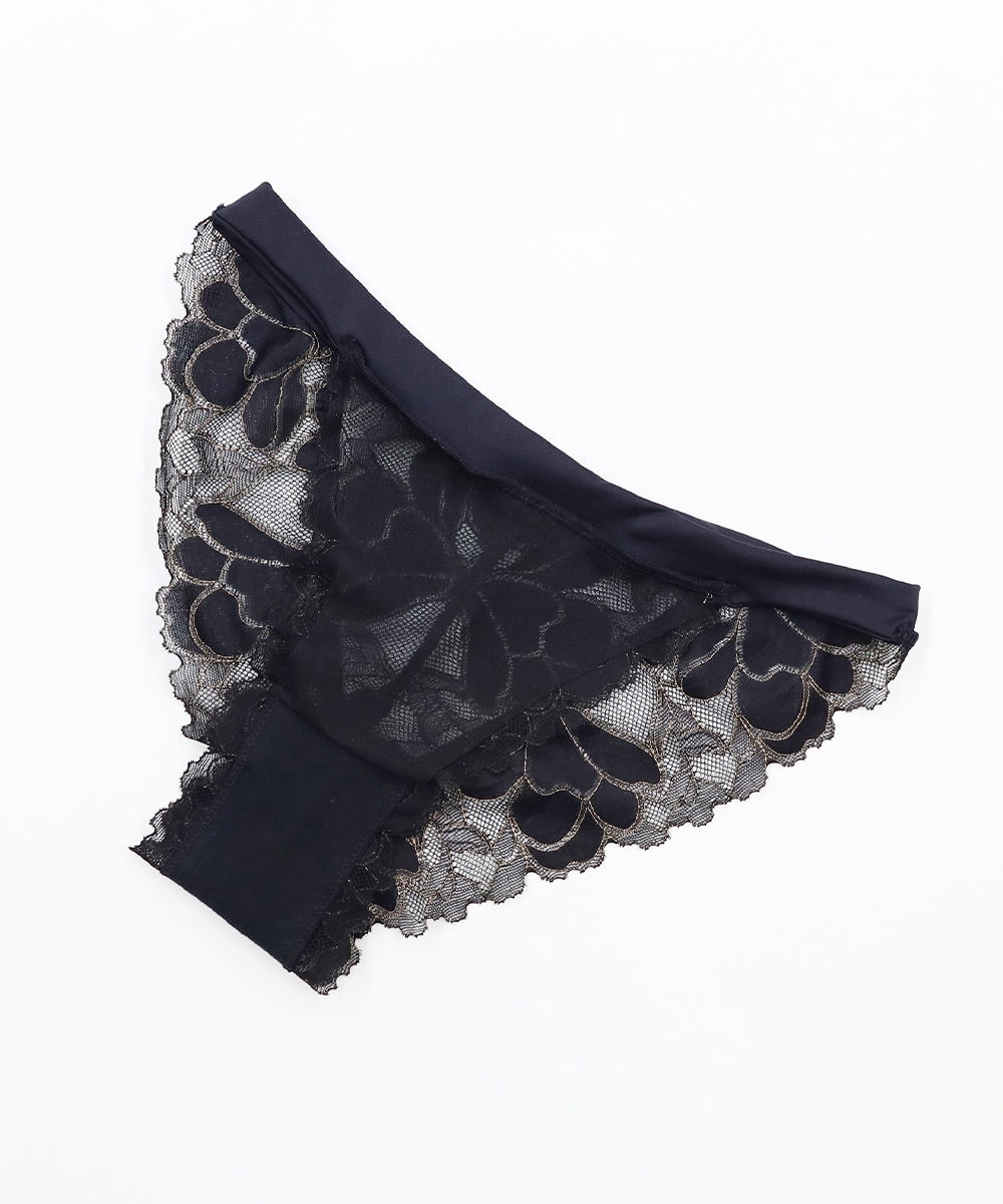 Whispers バックオープンデザインショーツ