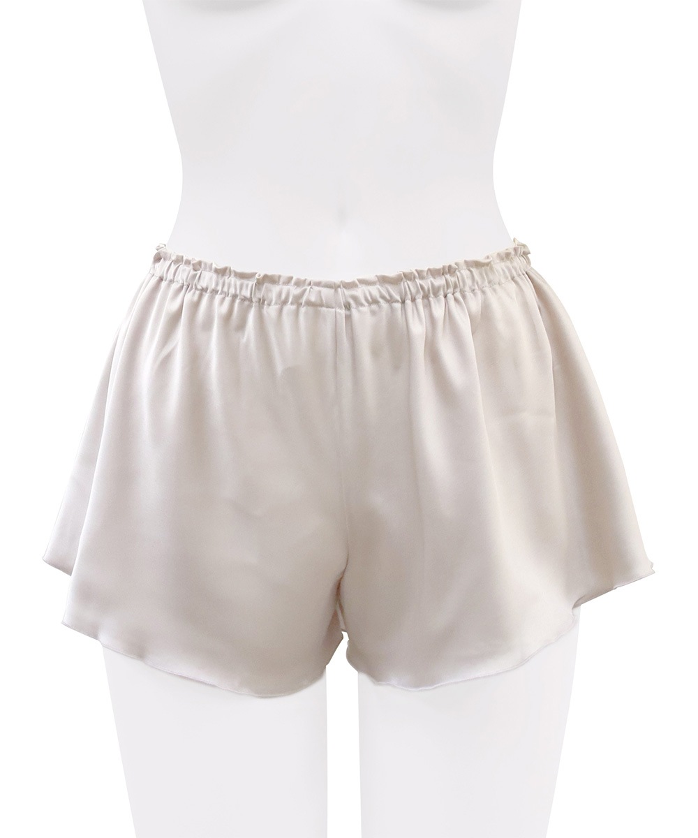 Whispers レースコンビショートパンツセットアップ