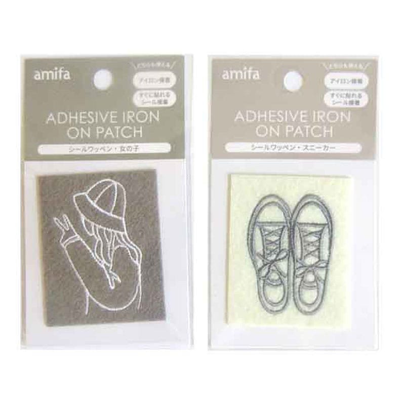 シールワッペン　女の子×スニーカー