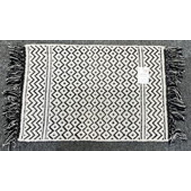 インテリアマット　ブラック