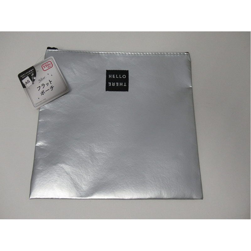 シルバーフラットポーチ　ＢＫ