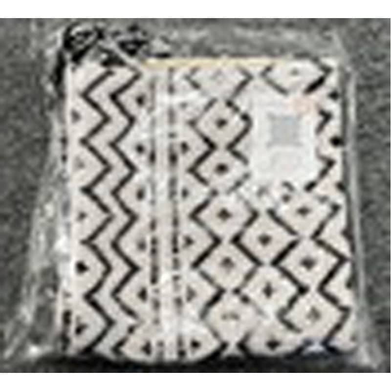 クッションカバー　ブラック