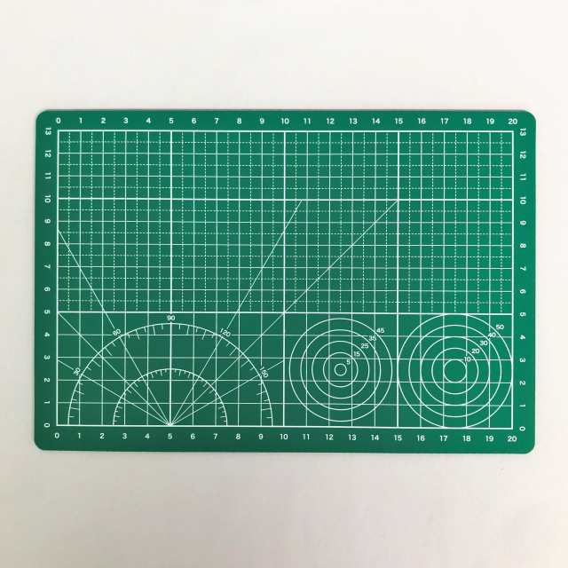 カッターマット２２×１５ｃｍ