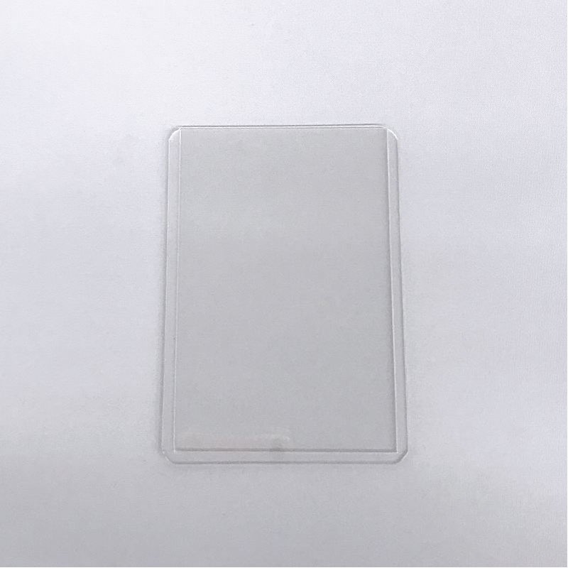 チェキサイズ硬質カードケース　縦型３Ｐ