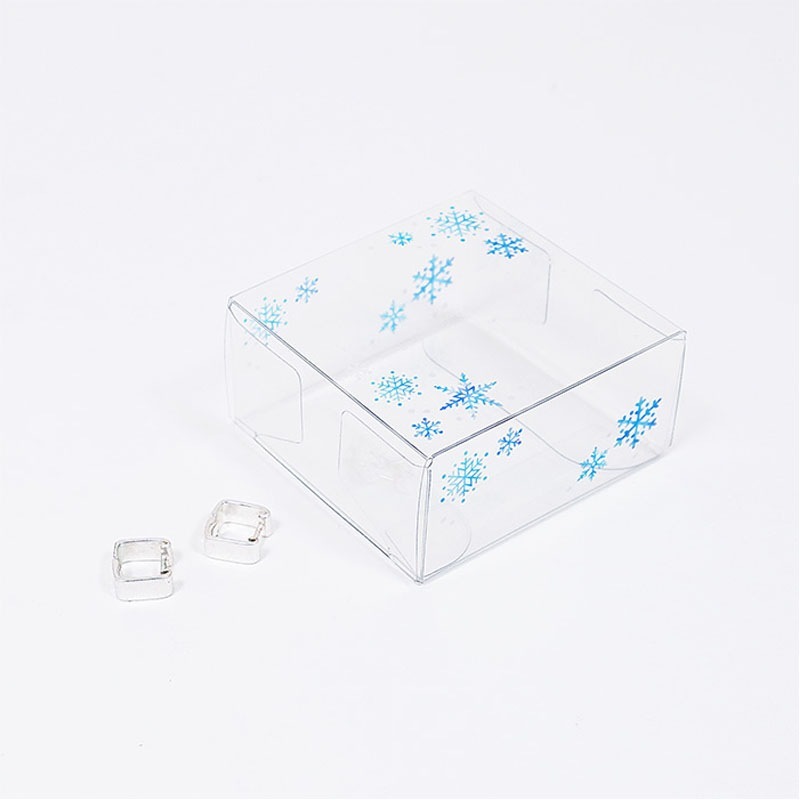 クリアボックス　３枚　雪の結晶柄